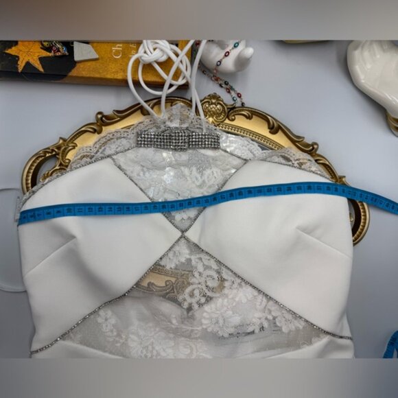 🆕 SELF PORTRAIT 🧿 NWOT White Crepe Halterneck Mini Dress, Sz UK 8 / US 4 - Picture 15 of 16